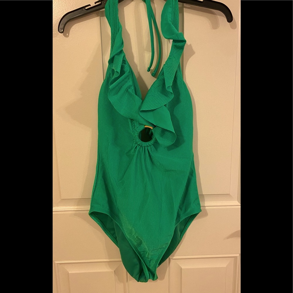 ☀️Beautiful Lilly Pulitzer Swimsuit: Size 12